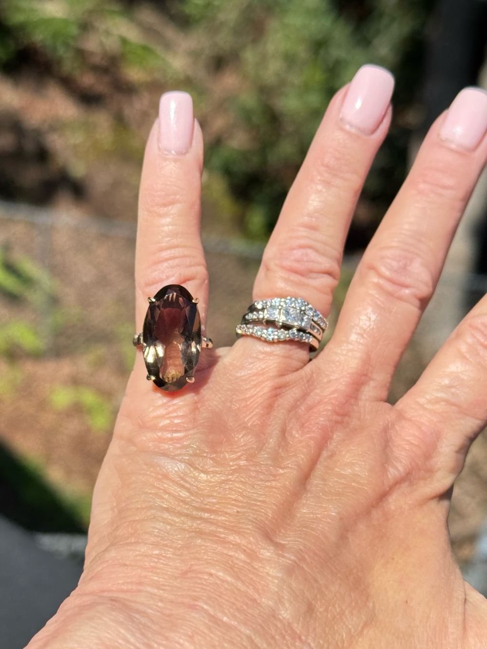 Vintage 14K Yellow Gold Elongated Oval Smoky Quartz/Topaz Cocktail Ring